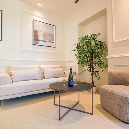 Apartament 12b - Facing Port & Town Hall Cannes