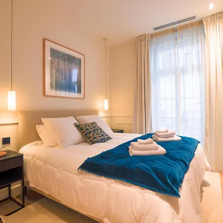 Meynadier 12b Apartment