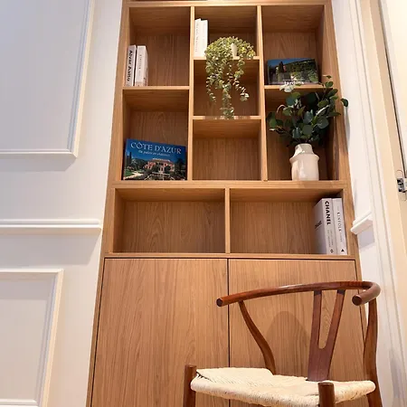 12b - Facing Port & Town Hall Lägenhet Cannes